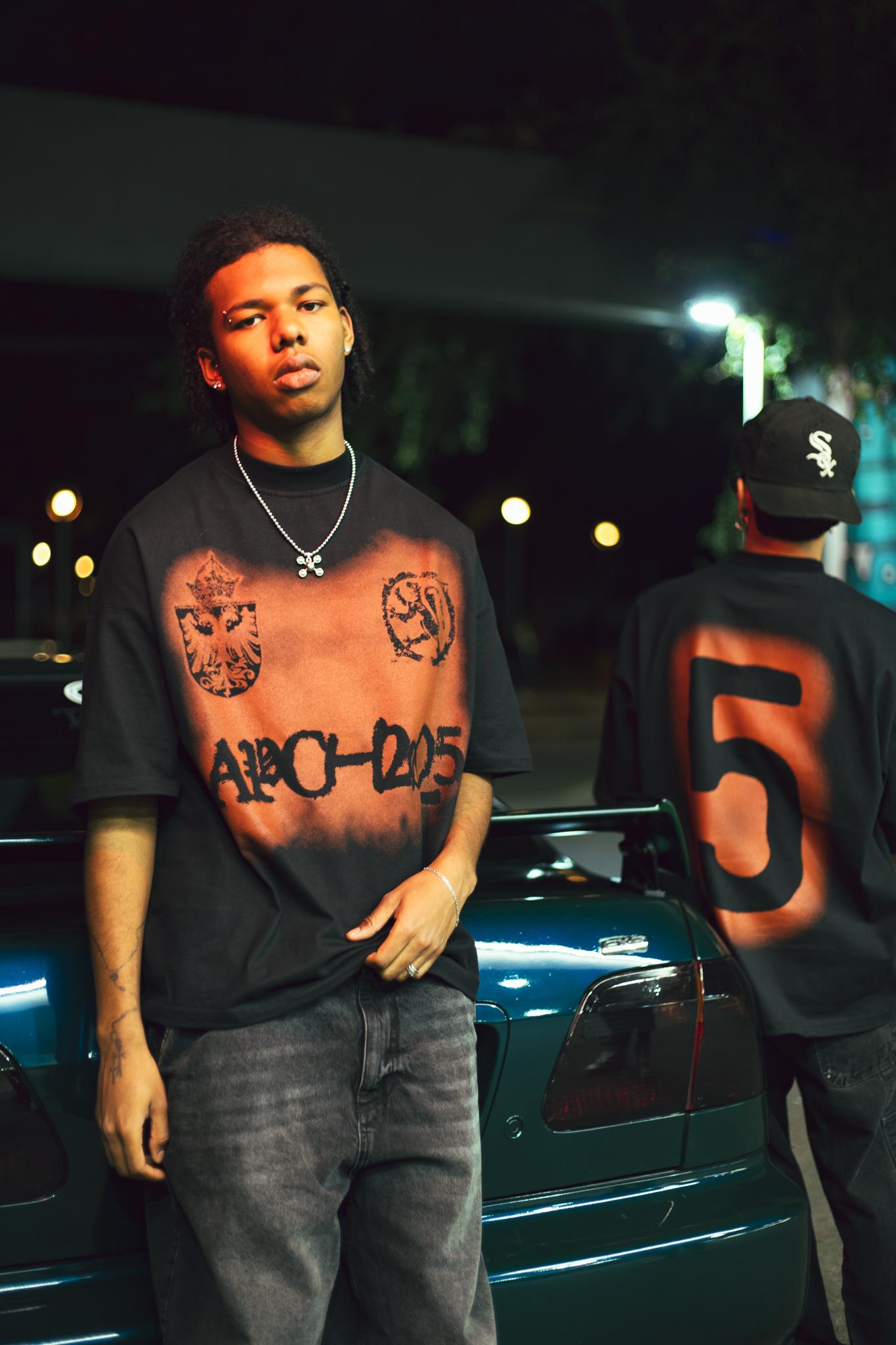 4X4 TEE
