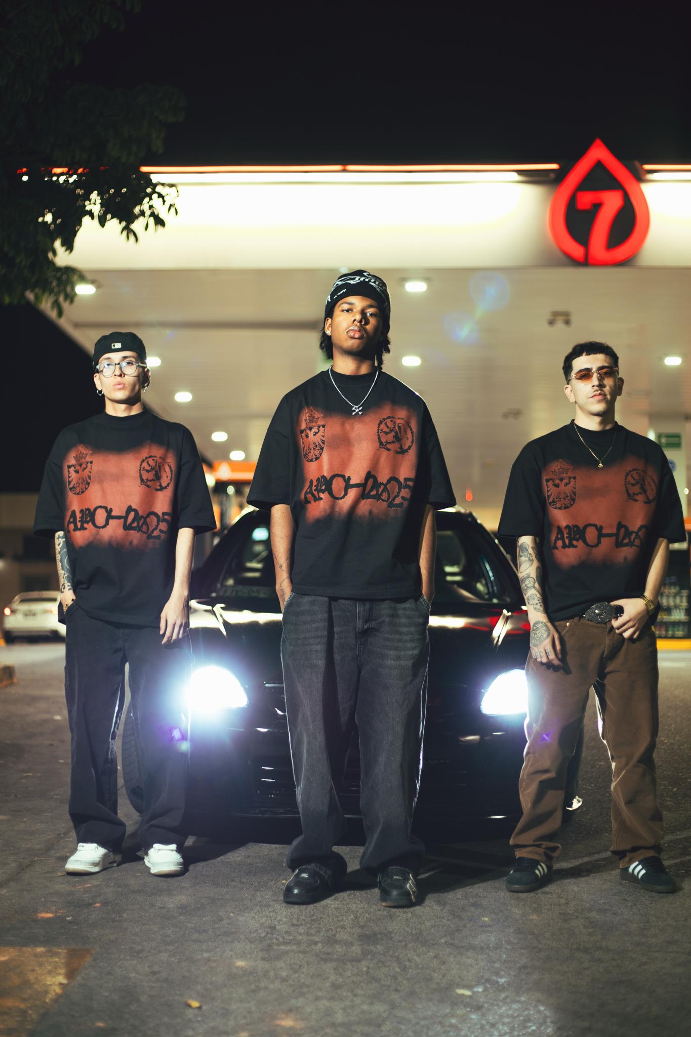 4X4 TEE